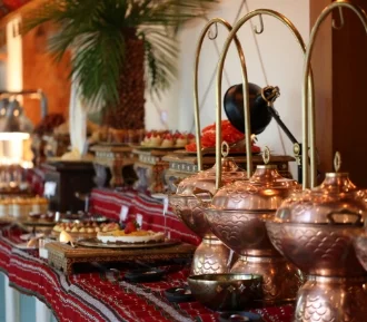 شركة الامواج الذهبية لخدمات الضيافة